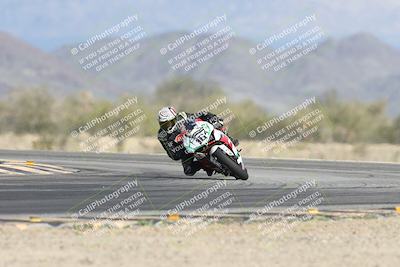 media/Jan-18-2026-CVMA (Sun) [[519f600f45]]/Race 7-Middleweight Shootout/